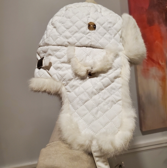 New White Quilted North Circle Expedition Mary Heart Rabbit Fur Trapper Hat - Picture 6 of 14